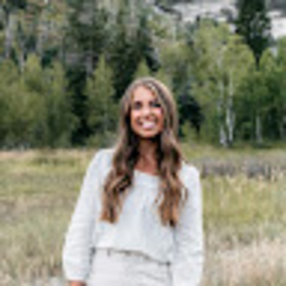 Meet your Posher, Emma - Picture 1 of 1